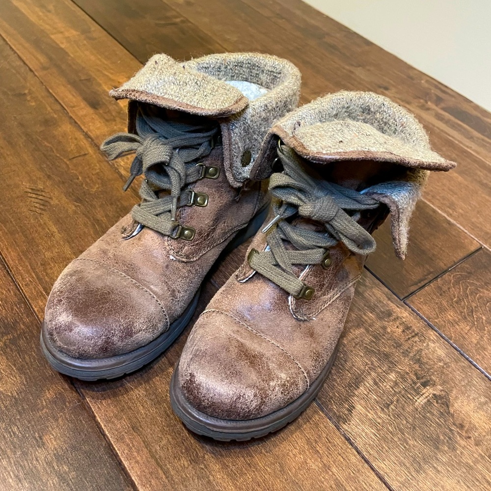ROXY - Leather Lace Up Combat Boots